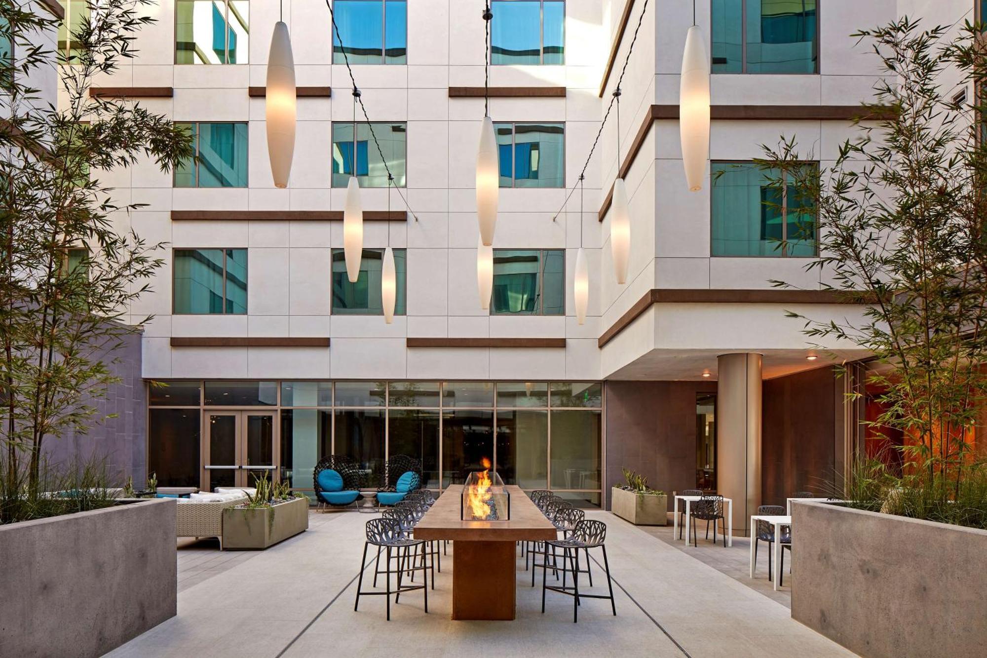 Homewood Suites By Hilton San Diego Downtown/Bayside Экстерьер фото