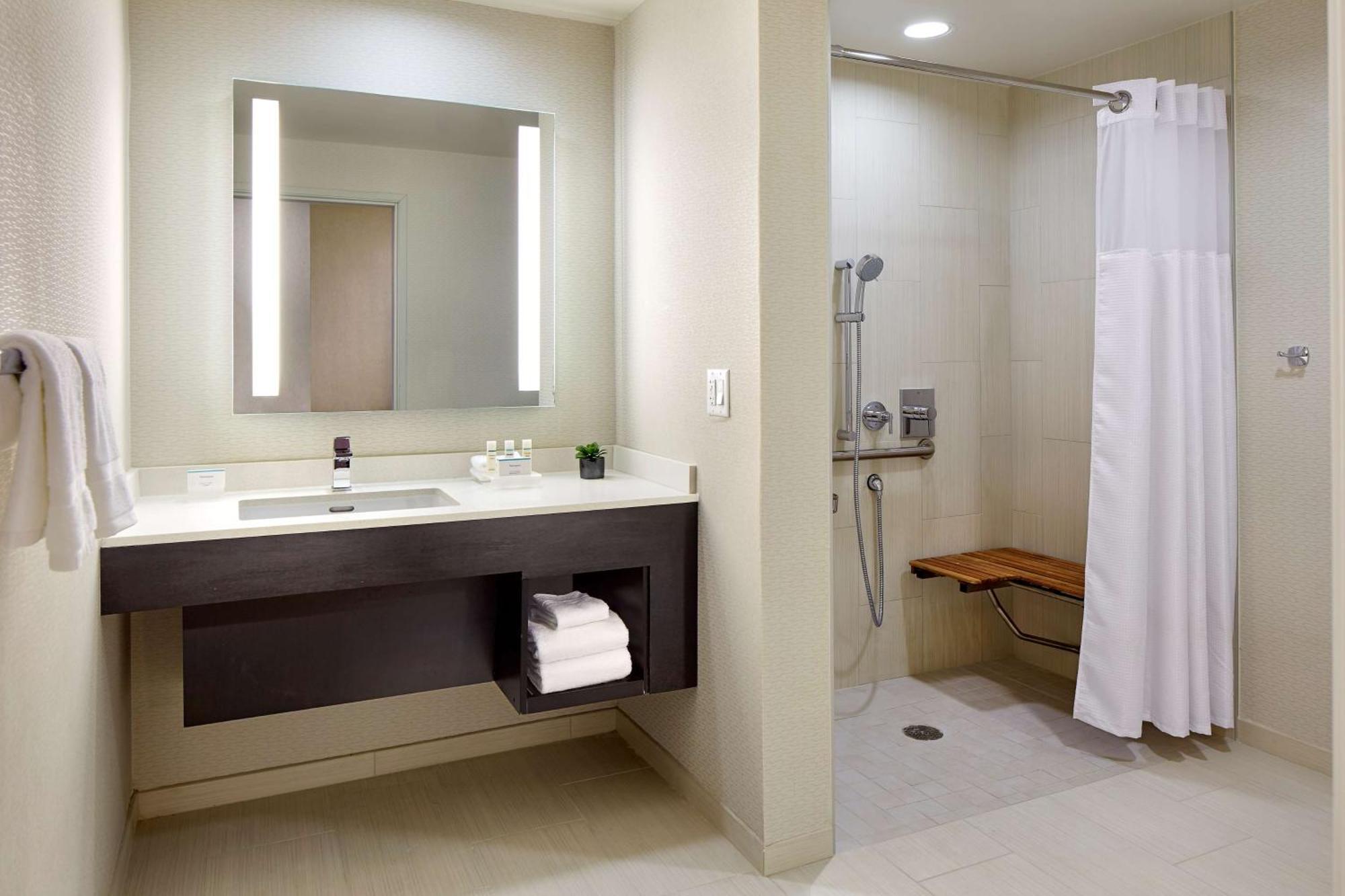 Homewood Suites By Hilton San Diego Downtown/Bayside Экстерьер фото